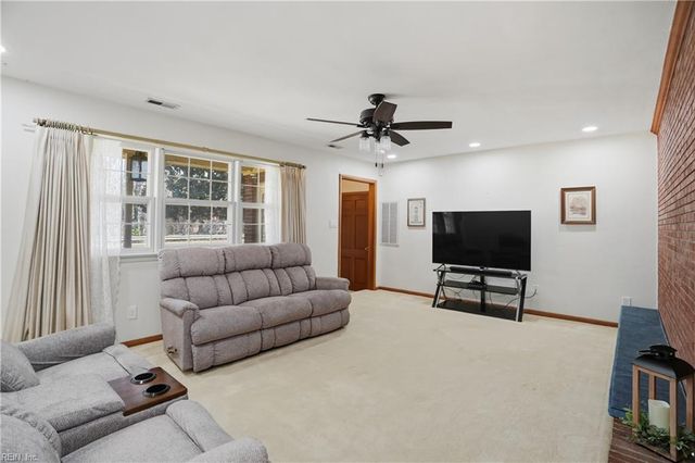 4869 Providence RD, Virginia Beach, VA 23464