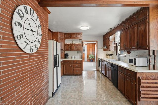 4869 Providence RD, Virginia Beach, VA 23464