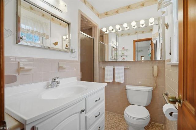 4869 Providence RD, Virginia Beach, VA 23464