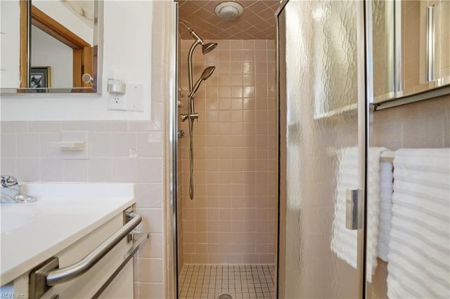 4869 Providence RD, Virginia Beach, VA 23464