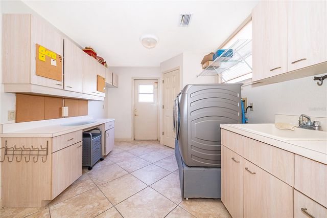 1813 HIDDEN PINE LANE, Apopka, FL 32712