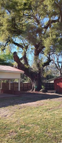 26 Gladding St., Georgetown, SC 29440