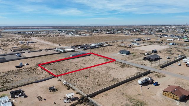 3 Tioga Street, Horizon City, TX 79928