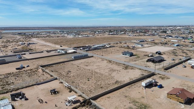 3 Tioga Street, Horizon City, TX 79928