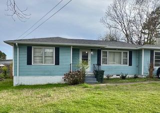 120 Cloud Springs Road, Rossville, GA 30741