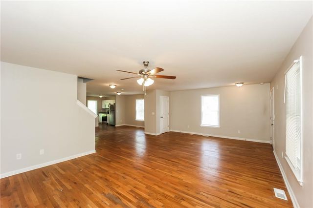 1112 Smith St, Atlanta, GA 30310