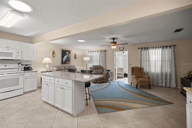 8702 SW 94TH STREET E, Ocala, FL 34481