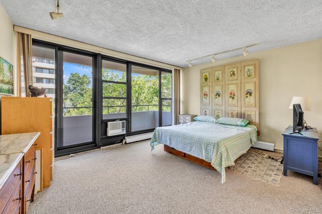 166-10 Powells Cove Boulevard 5D, Beechhurst, NY 11357