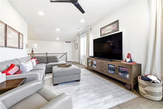 1240 Willowcrest, Cumming, GA 30041