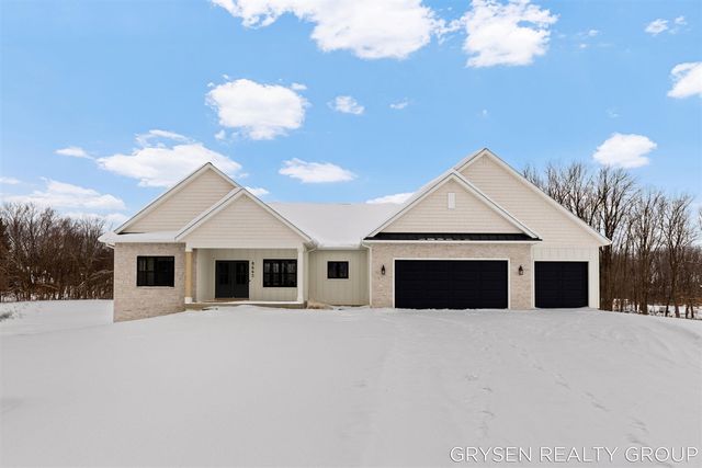 8645 Bosque Drive, Caledonia, MI 49316