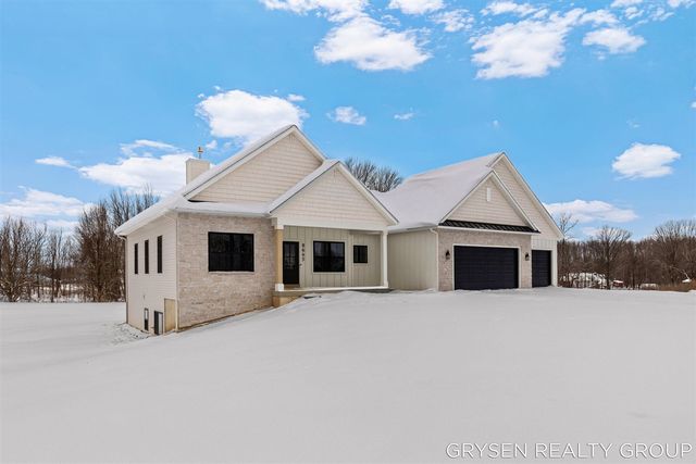 8645 Bosque Drive, Caledonia, MI 49316