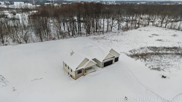 8645 Bosque Drive, Caledonia, MI 49316