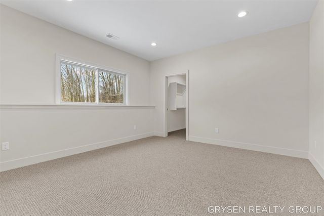 8645 Bosque Drive, Caledonia, MI 49316