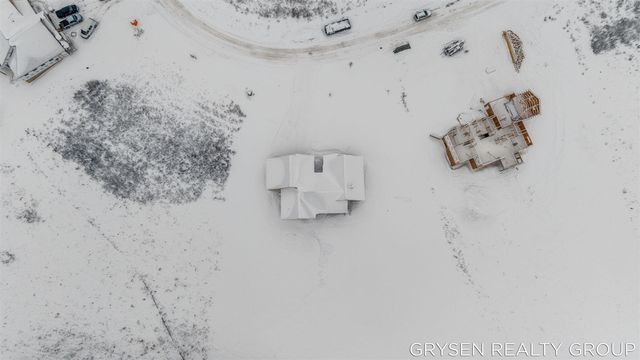 8645 Bosque Drive, Caledonia, MI 49316