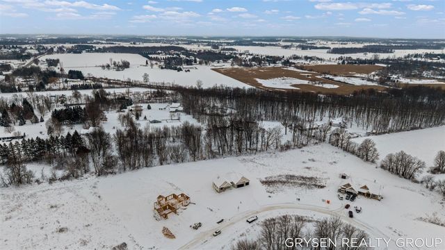 8645 Bosque Drive, Caledonia, MI 49316