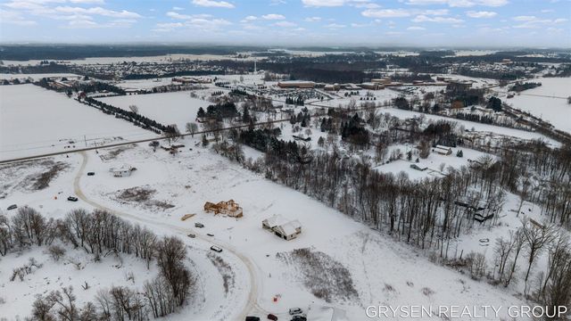 8645 Bosque Drive, Caledonia, MI 49316