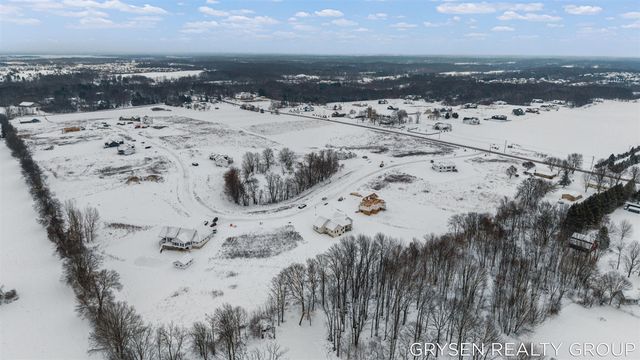 8645 Bosque Drive, Caledonia, MI 49316