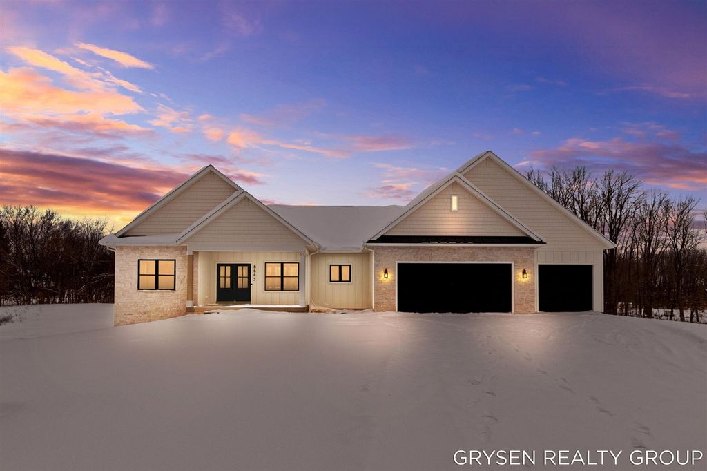 8645 Bosque Drive, Caledonia, MI 49316