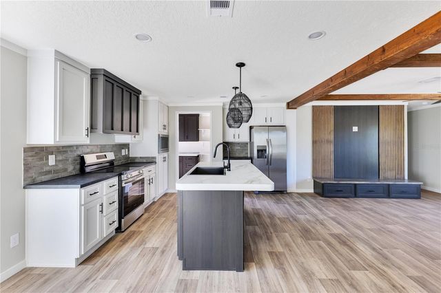 9324 SALEM ROAD, St Cloud, FL 34773