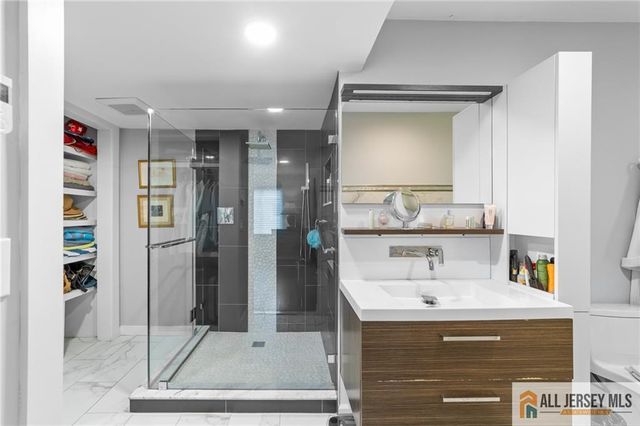 264 Glen Road 264A, Monroe, NJ 08831