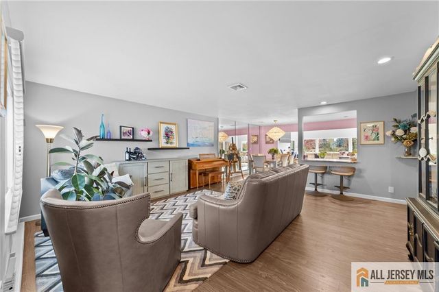 264 Glen Road 264A, Monroe, NJ 08831