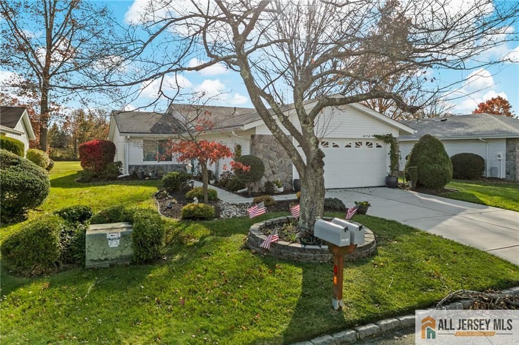 264 Glen Road 264A, Monroe, NJ 08831