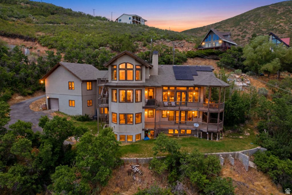 335 W BERN WAY, Midway, UT 84049 — exterior