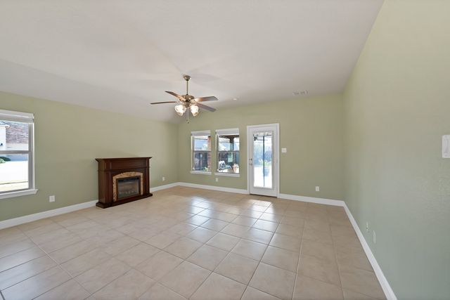 2621 Empire Street, Denton, TX 76209