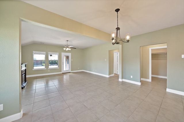 2621 Empire Street, Denton, TX 76209