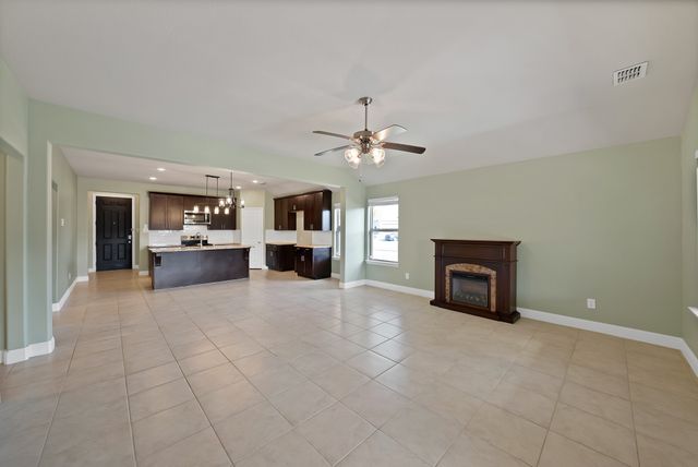 2621 Empire Street, Denton, TX 76209