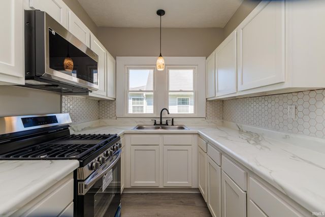 1707 W 8th Street, Anderson, IN 46016