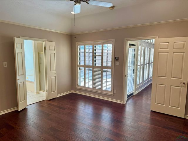 1617 McAllen, Henderson, TX 75654