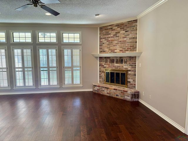 1617 McAllen, Henderson, TX 75654