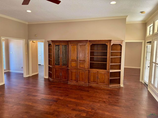 1617 McAllen, Henderson, TX 75654