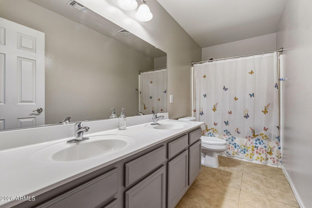 Image 27 of property listing at 43879 W MARICOPA Avenue, Maricopa, AZ 85138