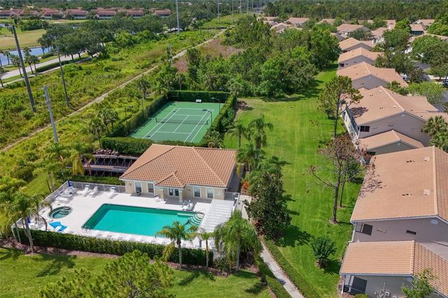 6335 BAY CEDAR LANE, Bradenton, FL 34203