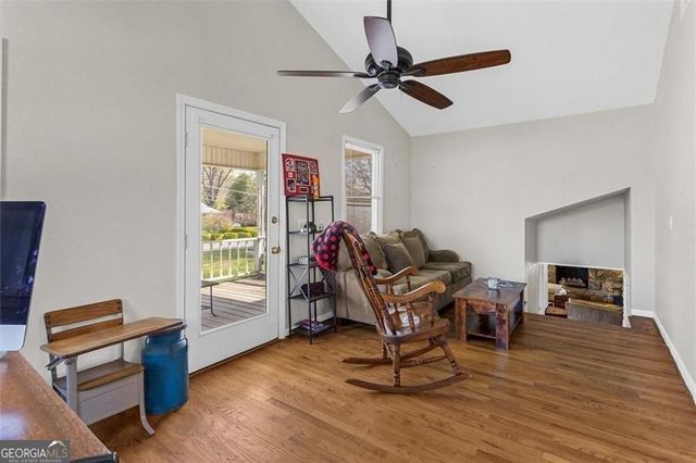 503 Peters Street, Calhoun, GA 30701