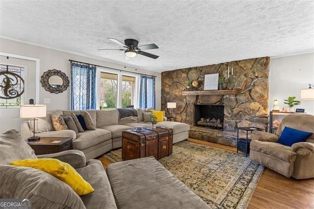 503 Peters Street, Calhoun, GA 30701