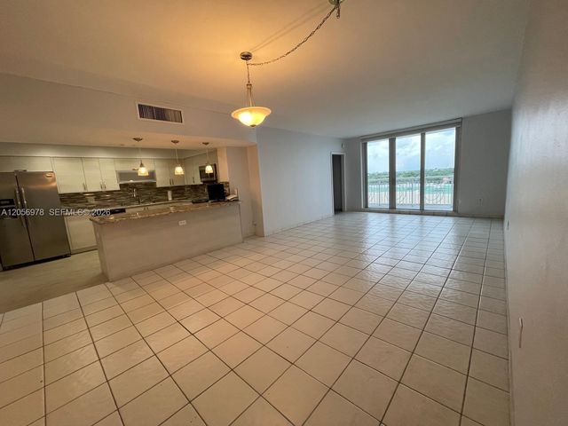 5825 Collins Ave 7B, Miami Beach, FL 33140