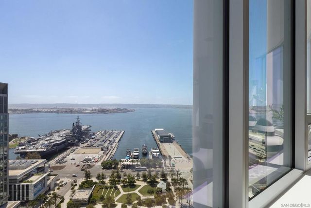 888 W E St 2602, San Diego, CA 92101
