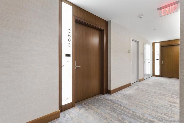 888 W E St 2602, San Diego, CA 92101