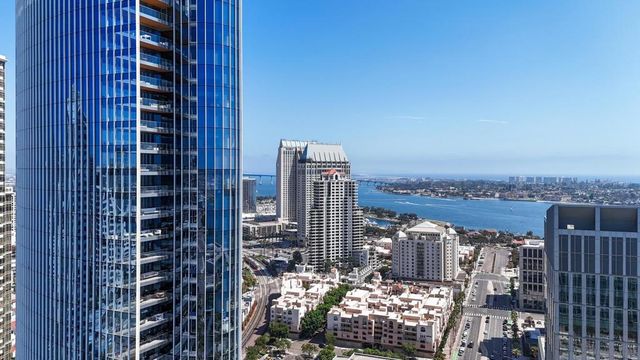 888 W E St 2602, San Diego, CA 92101