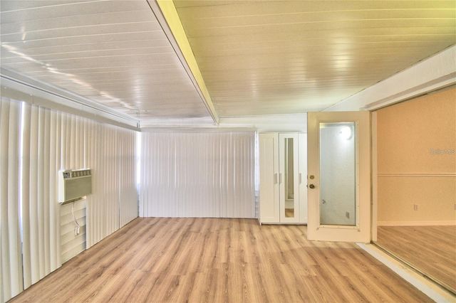 616 CRYSTALS BOULEVARD, Winter Haven, FL 33884