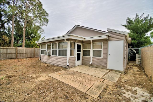 616 CRYSTALS BOULEVARD, Winter Haven, FL 33884