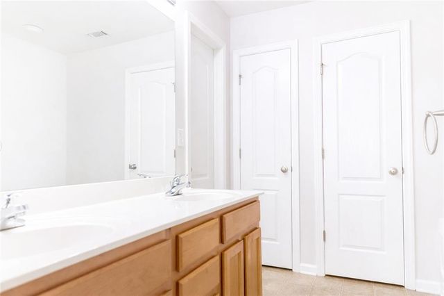 544 Ridge View Crossing, Woodstock, GA 30188