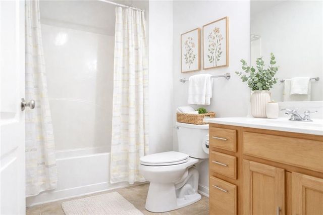 544 Ridge View Crossing, Woodstock, GA 30188