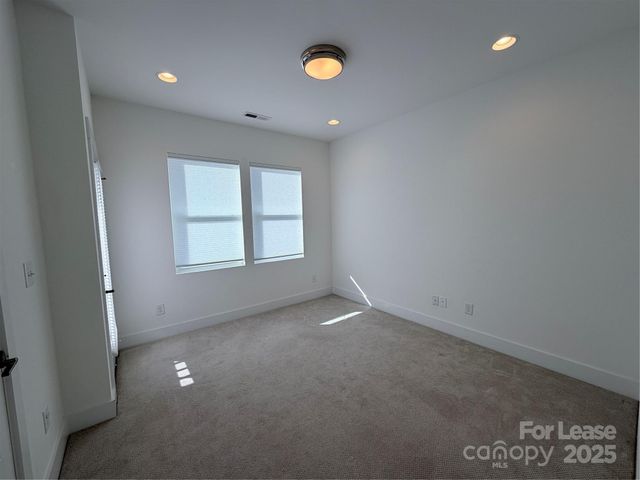 2009 Hamorton Place, Charlotte, NC 28205