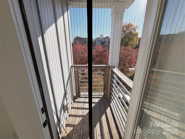 2009 Hamorton Place, Charlotte, NC 28205