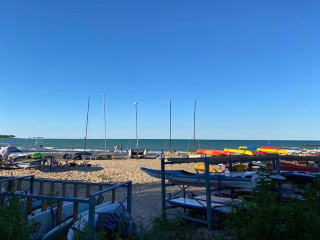 496 Sheridan Road 1, Evanston, IL 60202