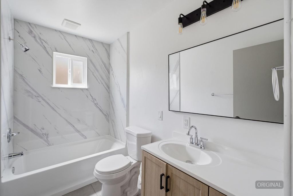 Image 18 of property listing at 1843 W Cortland Avenue, Fresno, CA 93705
